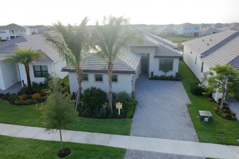 House in Westlake, Florida 3 bedrooms, 197.79 sq.m. № 2185665 - photo 5