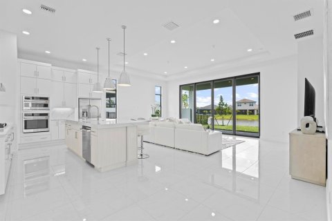 House in Westlake, Florida 3 bedrooms, 197.79 sq.m. № 2185665 - photo 11