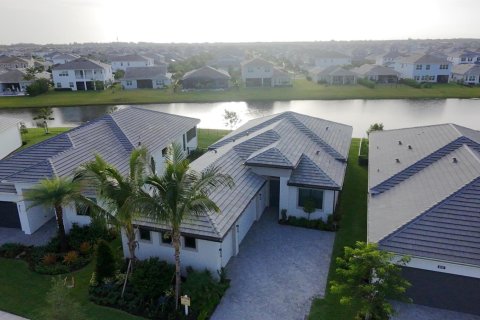 House in Westlake, Florida 3 bedrooms, 197.79 sq.m. № 2185665 - photo 2