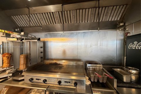 Immobilier commercial à vendre à Miami Beach, Floride № 1941252 - photo 5