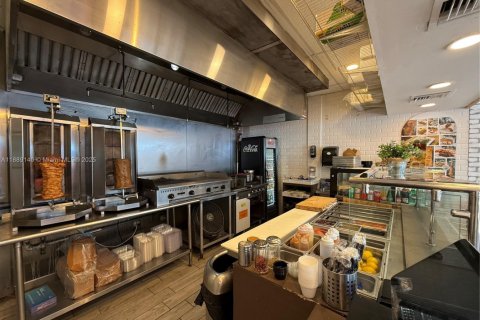 Immobilier commercial à vendre à Miami Beach, Floride № 1941252 - photo 6