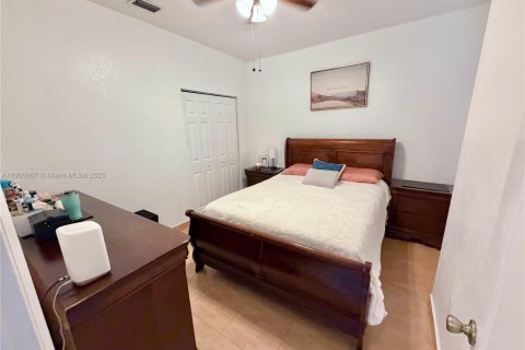 Снять в аренду таунхаус в Майами, Флорида 3 спальни, 116.31м2, № 1963602 - фото 15