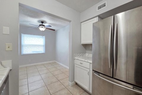 Touwnhouse à louer à Winter Park, Floride: 2 chambres, 100.24 m2 № 2283867 - photo 7