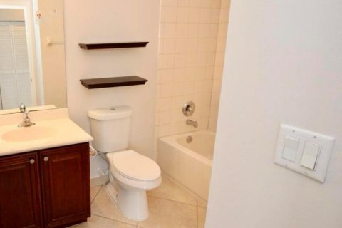 Copropriété à louer à Palm Beach Gardens, Floride: 2 chambres, 100.06 m2 № 2187631 - photo 12