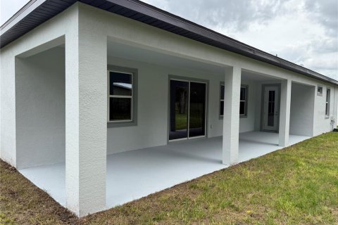 Villa ou maison à louer à Lakeland, Floride: 5 chambres, 291.34 m2 № 2403476 - photo 10