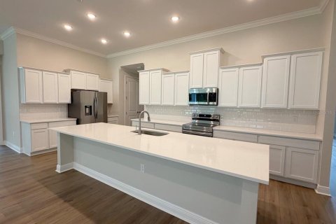 Villa ou maison à louer à Lakeland, Floride: 5 chambres, 291.34 m2 № 2403476 - photo 16