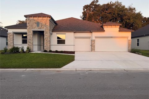 Villa ou maison à louer à Lakeland, Floride: 5 chambres, 291.34 m2 № 2403476 - photo 2