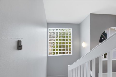 Villa ou maison à vendre à Miami, Floride: 3 chambres, 134.8 m2 № 2244084 - photo 12