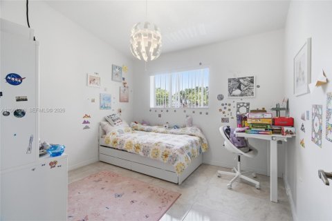 Villa ou maison à vendre à Miami, Floride: 3 chambres, 134.8 m2 № 2244084 - photo 10