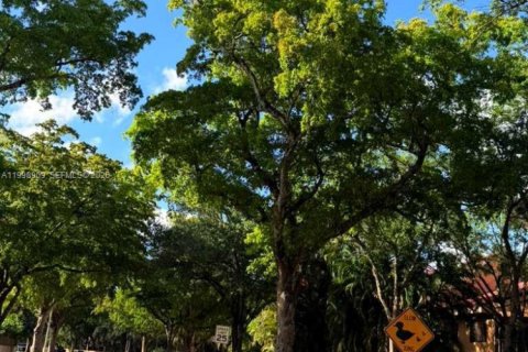 Condominio en alquiler en Miami Lakes, Florida, 2 dormitorios, 107.77 m2 № 2060977 - foto 27