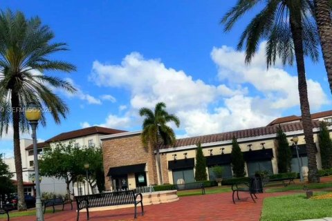 Condominio en alquiler en Miami Lakes, Florida, 2 dormitorios, 107.77 m2 № 2060977 - foto 18