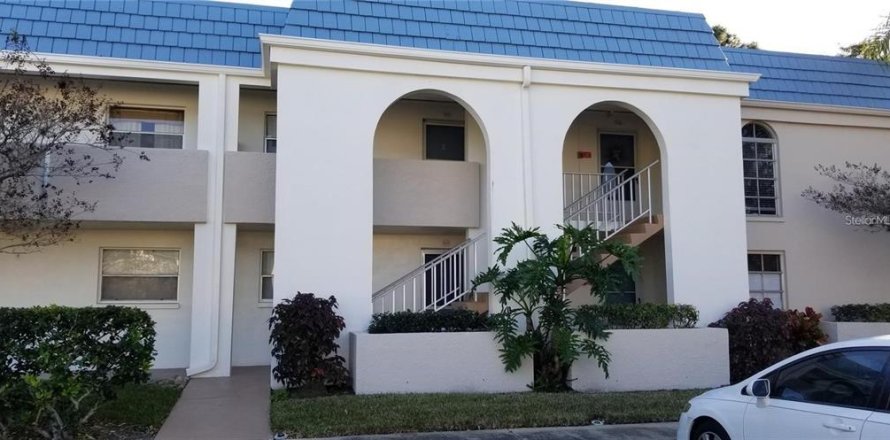 Condo in Largo, Florida, 1 bedroom  № 1658429