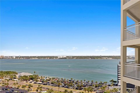 Condo in Clearwater, Florida, 2 bedrooms  № 1734668 - photo 4