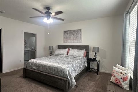 Villa ou maison à vendre à Poinciana, Floride: 4 chambres, 174.1 m2 № 2437270 - photo 5