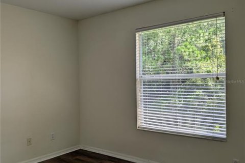 Townhouse in Tampa, Florida 3 bedrooms, 136.57 sq.m. № 2196213 - photo 24