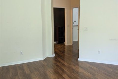Townhouse in Tampa, Florida 3 bedrooms, 136.57 sq.m. № 2196213 - photo 13
