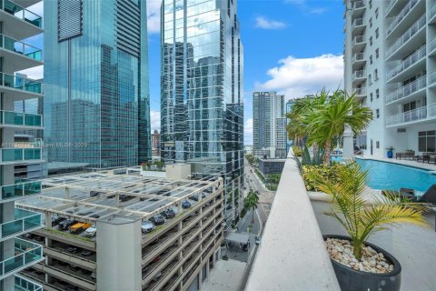 Condo in Miami, Florida, 2 bedrooms  № 1933162 - photo 22
