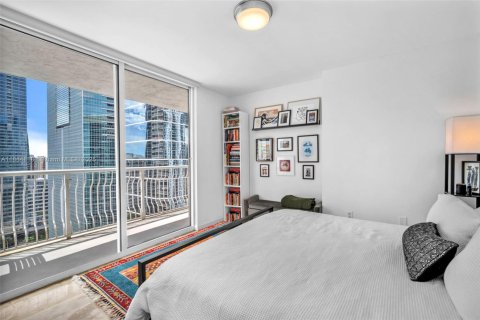 Condo in Miami, Florida, 2 bedrooms  № 1933162 - photo 9