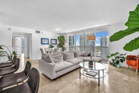 Condo in Miami, Florida, 2 bedrooms  № 1933162 - photo 13