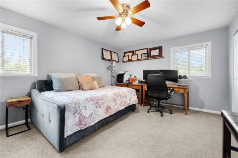 House in Gainesville, Florida 5 bedrooms, 220.64 sq.m. № 1851817 - photo 30