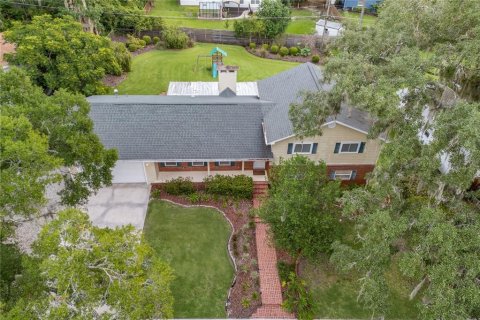 House in Gainesville, Florida 5 bedrooms, 220.64 sq.m. № 1851817 - photo 7