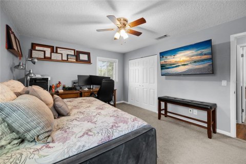 House in Gainesville, Florida 5 bedrooms, 220.64 sq.m. № 1851817 - photo 29