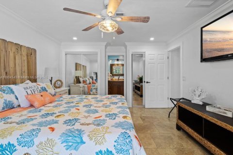 House in Cape Coral, Florida 3 bedrooms, 153.29 sq.m. № 1739114 - photo 25