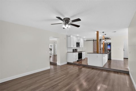 Villa ou maison à vendre à Winter Park, Floride: 5 chambres, 263.84 m2 № 2358123 - photo 20