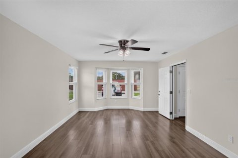 Villa ou maison à vendre à Winter Park, Floride: 5 chambres, 263.84 m2 № 2358123 - photo 29