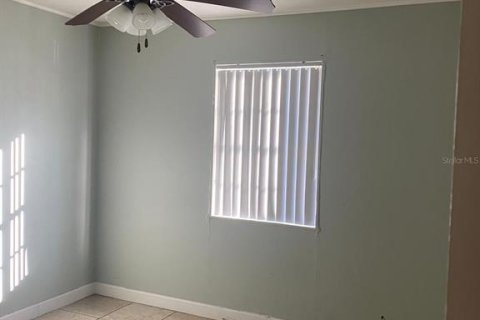 House in Tampa, Florida 2 bedrooms, 60.2 sq.m. № 1773651 - photo 3