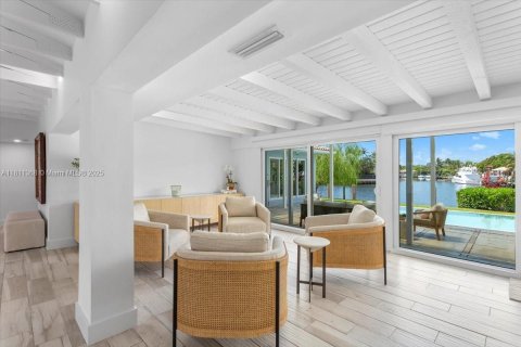 House in Coral Gables, Florida 3 bedrooms, 286.05 sq.m. № 1766902 - photo 23