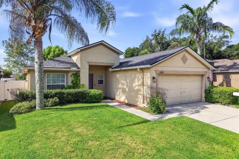 House in Lakeland, Florida 3 bedrooms, 128.21 sq.m. № 2317346 - photo 2