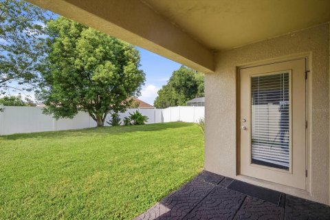 House in Lakeland, Florida 3 bedrooms, 128.21 sq.m. № 2317346 - photo 18