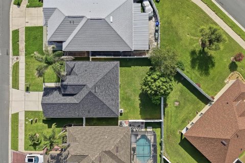House in Lakeland, Florida 3 bedrooms, 128.21 sq.m. № 2317346 - photo 22