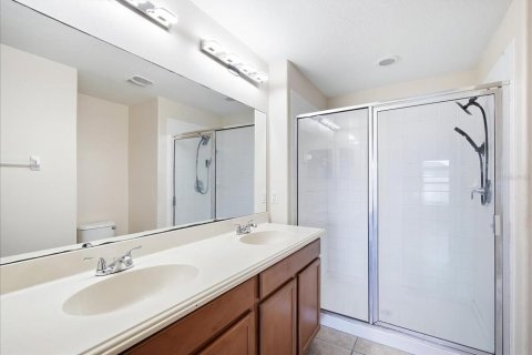 House in Lakeland, Florida 3 bedrooms, 128.21 sq.m. № 2317346 - photo 17