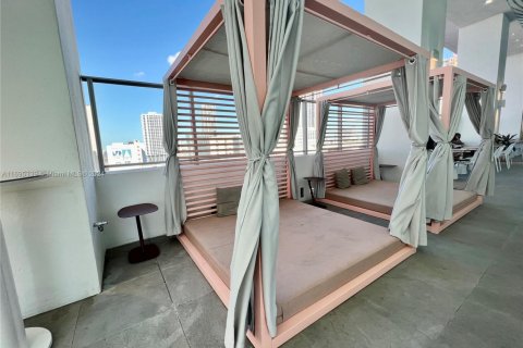 Copropriété à vendre à Miami, Floride: 39.02 m2 № 1940923 - photo 26