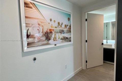 Copropriété à vendre à Miami, Floride: 39.02 m2 № 1940923 - photo 5