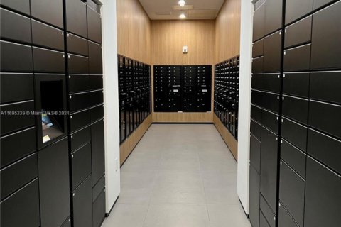 Copropriété à vendre à Miami, Floride: 39.02 m2 № 1940923 - photo 21