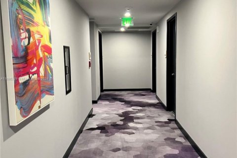 Copropriété à vendre à Miami, Floride: 39.02 m2 № 1940923 - photo 24