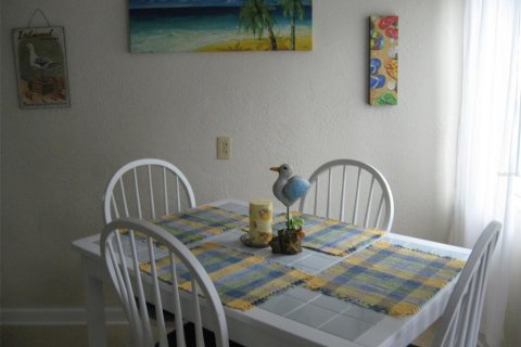 Casa en alquiler en New Smyrna Beach, Florida, 2 dormitorios № 1719525 - foto 7