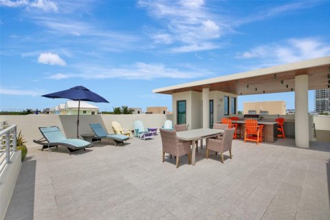 Casa en alquiler en Hollywood, Florida, 3 dormitorios, 342.44 m2 № 2057726 - foto 25