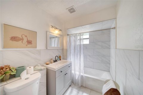 Casa en venta en Ormond Beach, Florida, 4 dormitorios, 213.21 m2 № 1644128 - foto 23