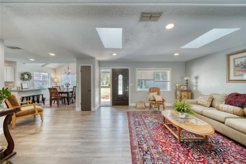 Casa en venta en Ormond Beach, Florida, 4 dormitorios, 213.21 m2 № 1644128 - foto 6
