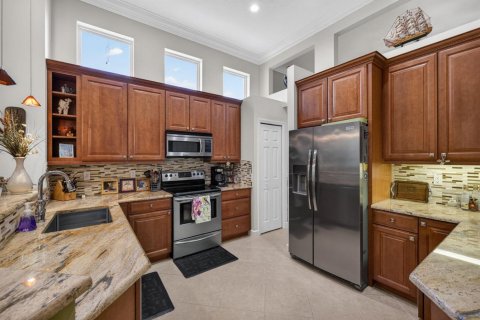 Casa en venta en Port St. Lucie, Florida, 3 dormitorios, 215.72 m2 № 2270708 - foto 12
