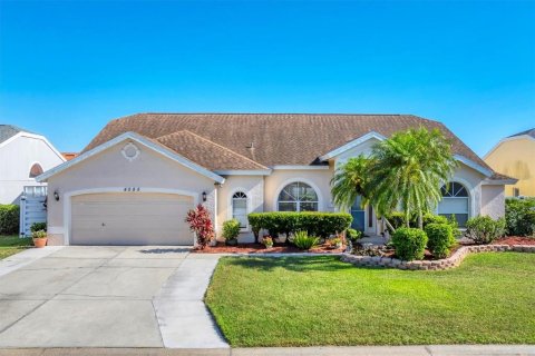 House in Bradenton, Florida 3 bedrooms, 216.28 sq.m. № 1746525 - photo 1