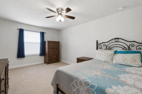 Casa en venta en Deltona, Florida, 5 dormitorios, 355.63 m2 № 2223483 - foto 25