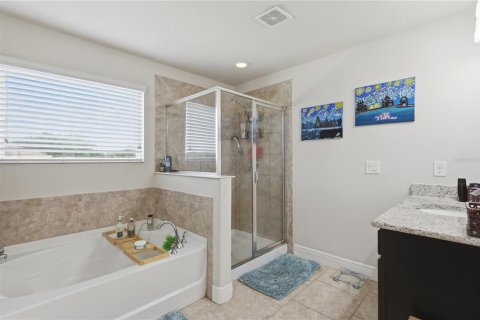 Casa en venta en Deltona, Florida, 5 dormitorios, 355.63 m2 № 2223483 - foto 20