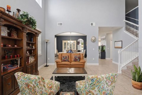 Casa en venta en Deltona, Florida, 5 dormitorios, 355.63 m2 № 2223483 - foto 6