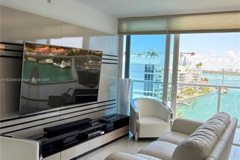 Copropriété à vendre à Bay Harbor Islands, Floride: 2 chambres, 106.19 m2 № 1979158 - photo 13