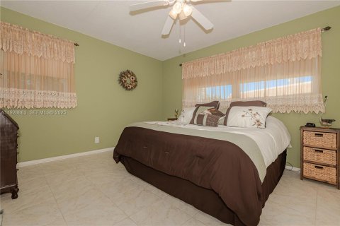Condominio en venta en Lauderdale Lakes, Florida, 2 dormitorios, 87.7 m2 № 1987741 - foto 20
